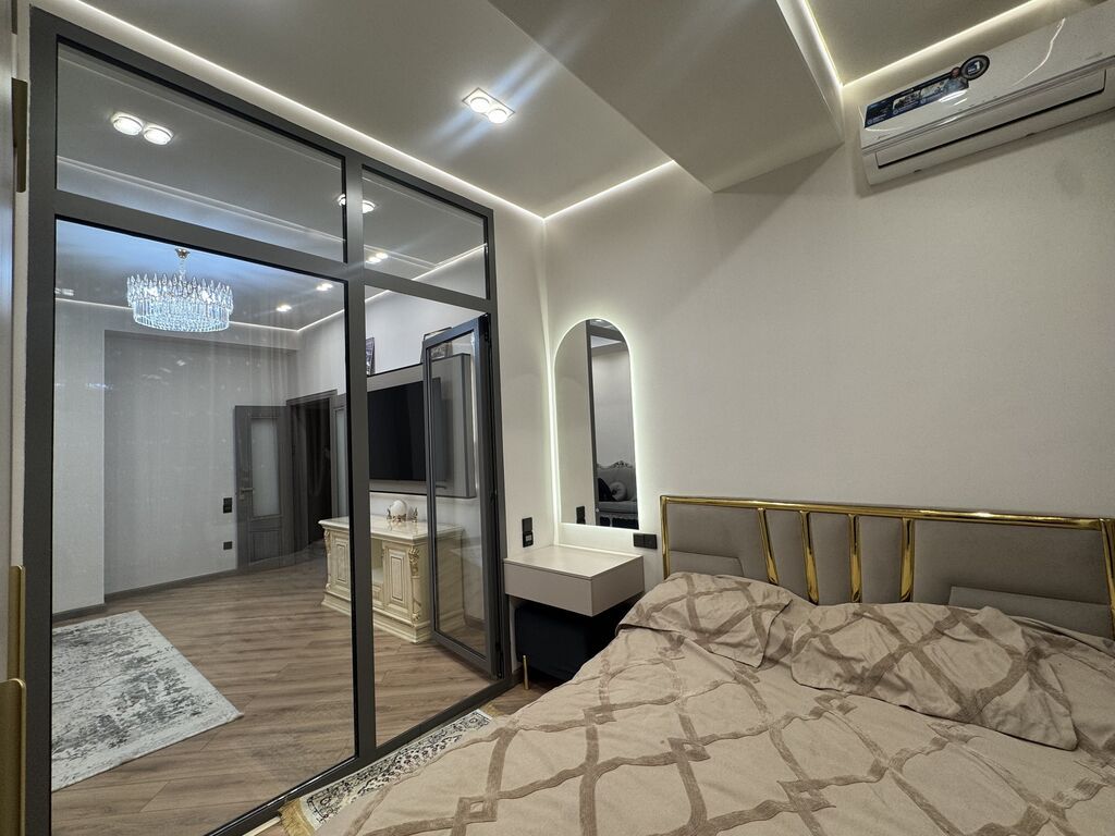 3 комнаты, 75 м², Элитка, 5 этаж, Дизайнерский ремонт - фото 1