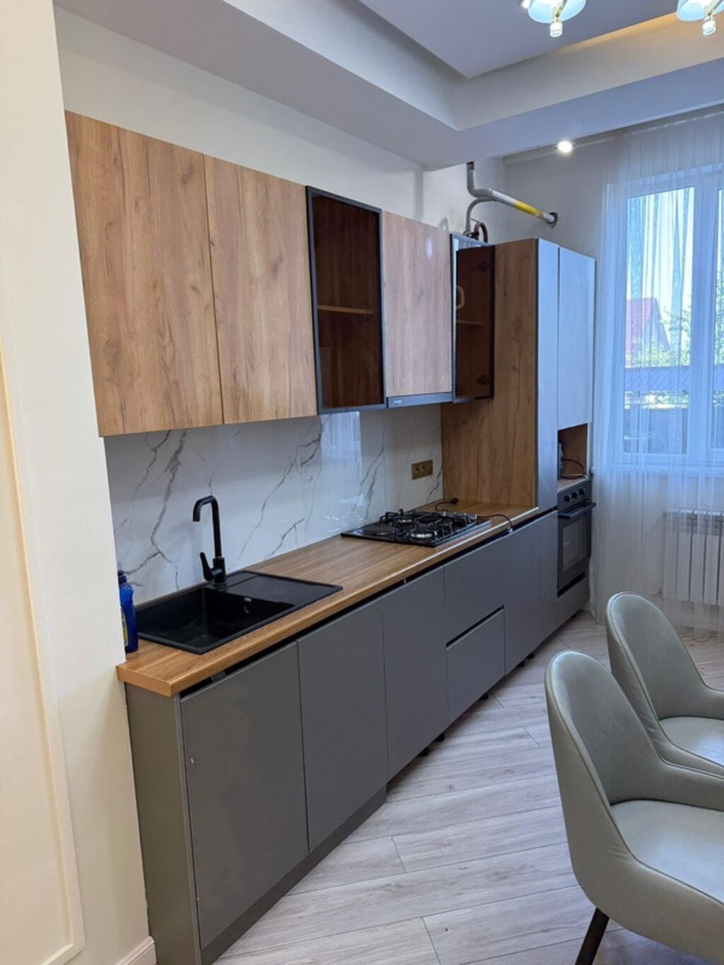 1 комната, 50 м², Дизайнерский ремонт - фото 1