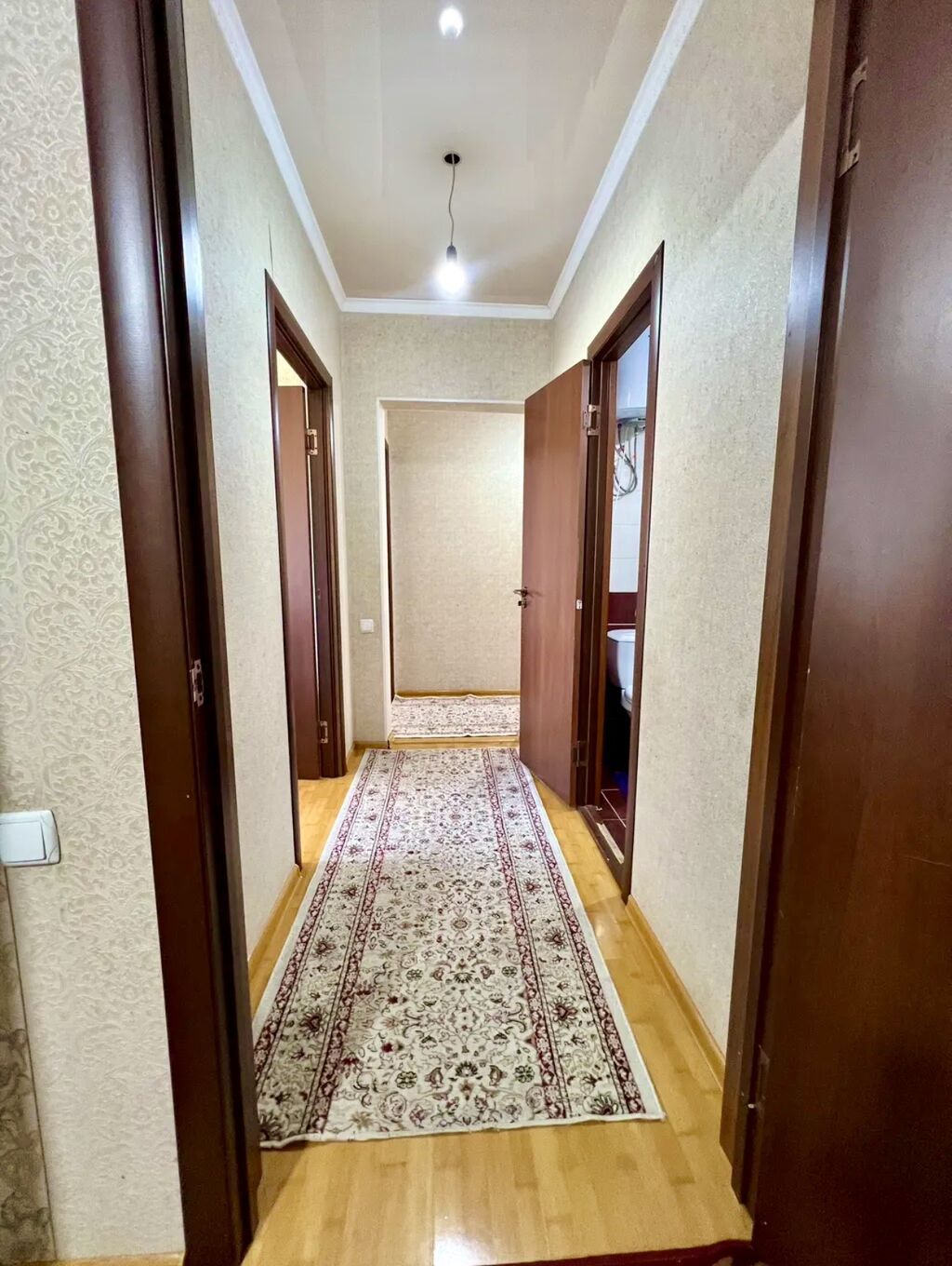 2 комнаты, 41 м², Индивидуалка, 3 этаж, Евроремонт - фото 1