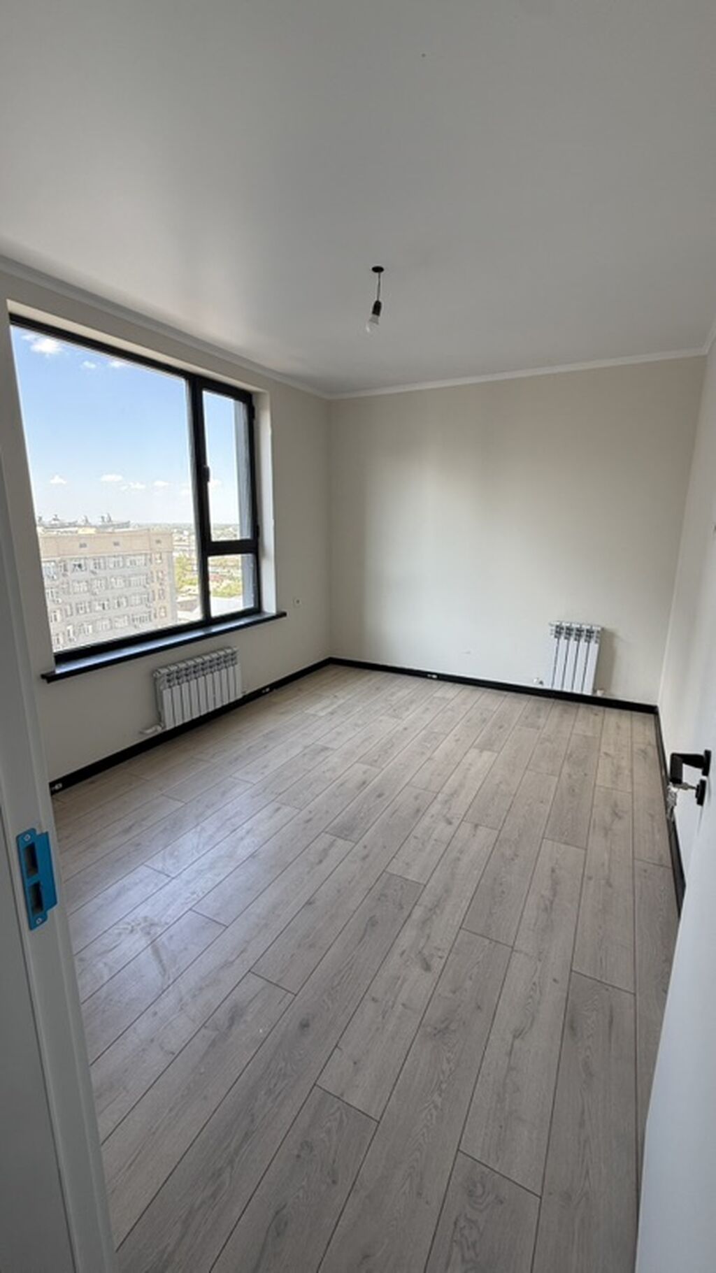 3 комнаты, 87 м², Элитка, 13 этаж, Евроремонт - фото 1