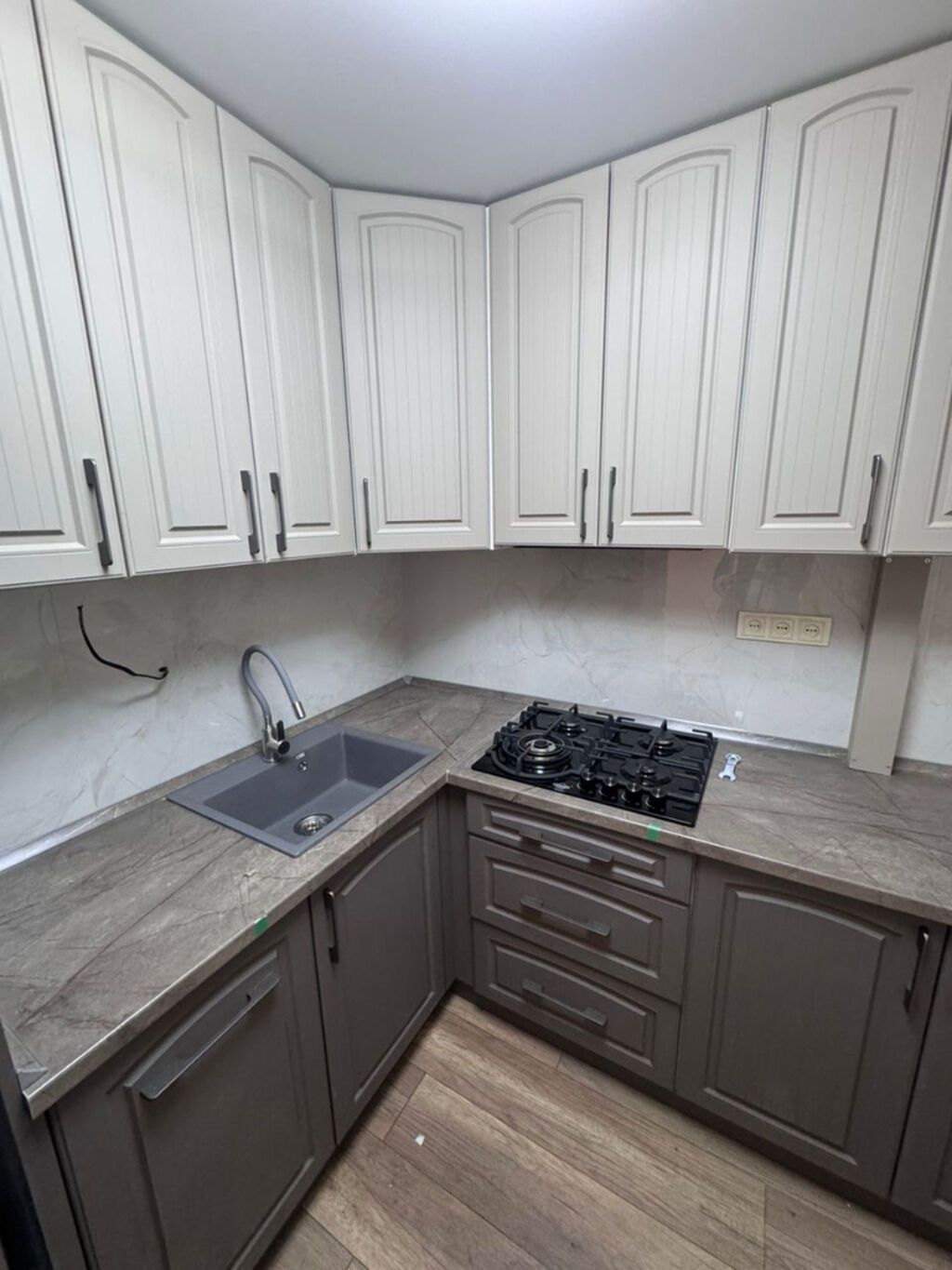 3 комнаты, 50 м², 104 серия, 3 этаж, Дизайнерский ремонт - фото 1