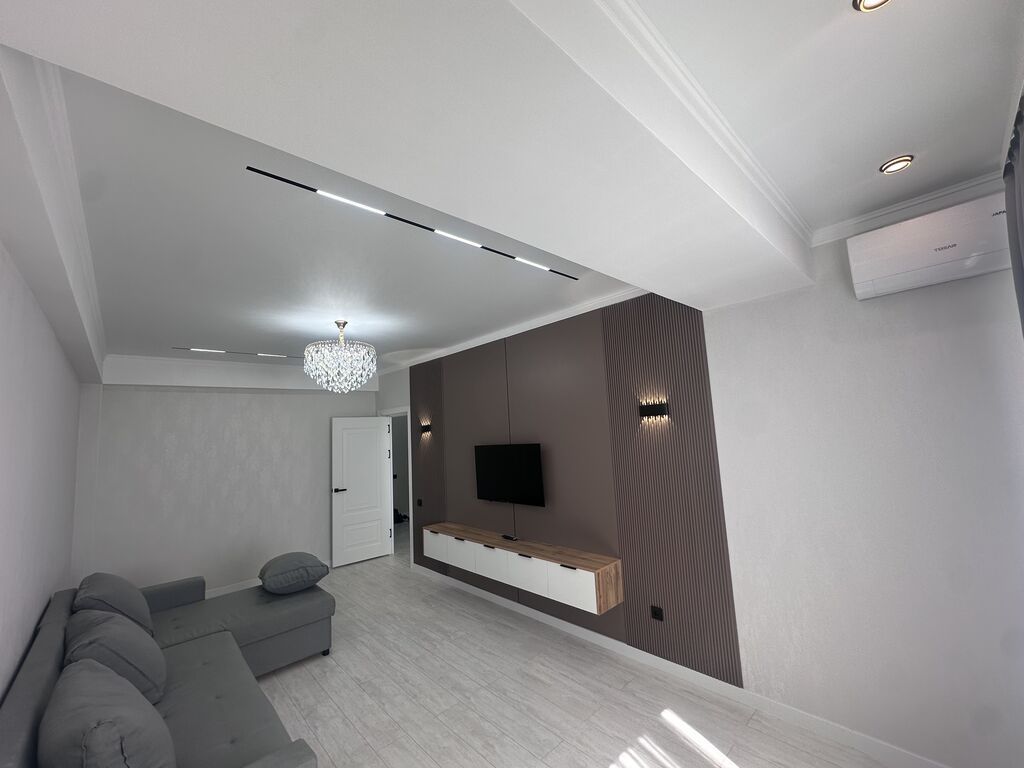 1 комната, 45 м², Элитка, 14 этаж, Дизайнерский ремонт - фото 1