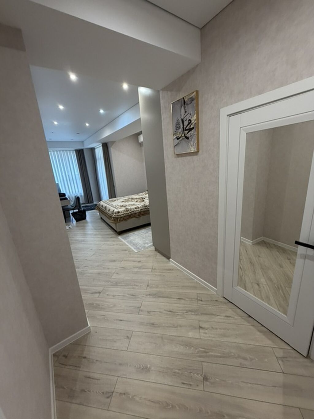 4 комнаты, 131 м², Индивидуалка, 4 этаж, Дизайнерский ремонт - фото 1