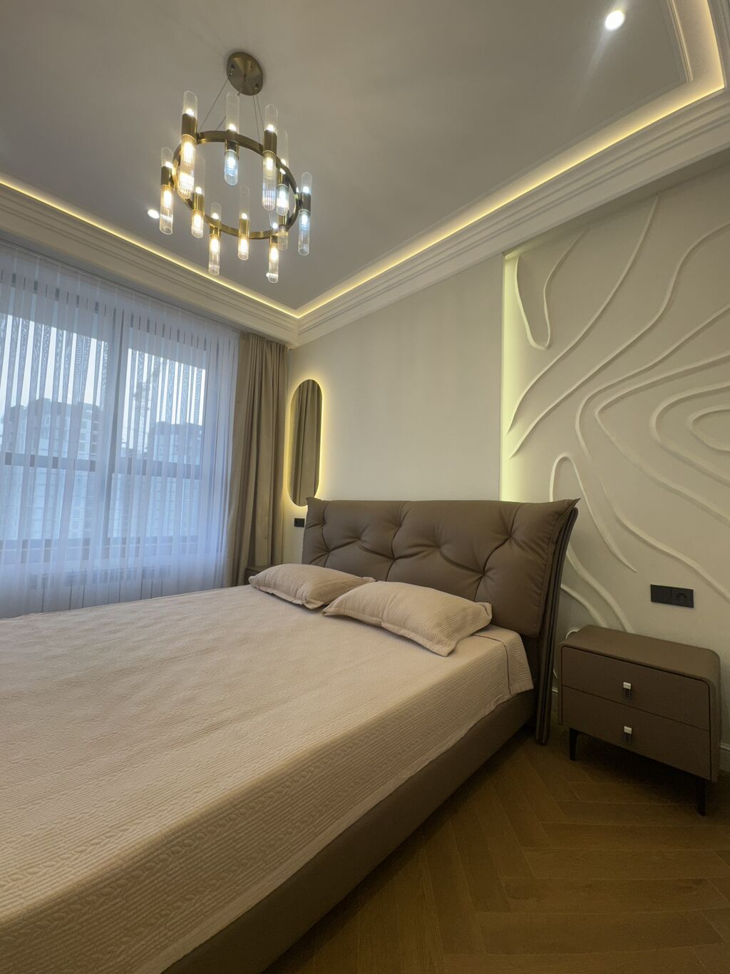 3 комнаты, 109 м², Элитка, 12 этаж, Евроремонт - фото 1