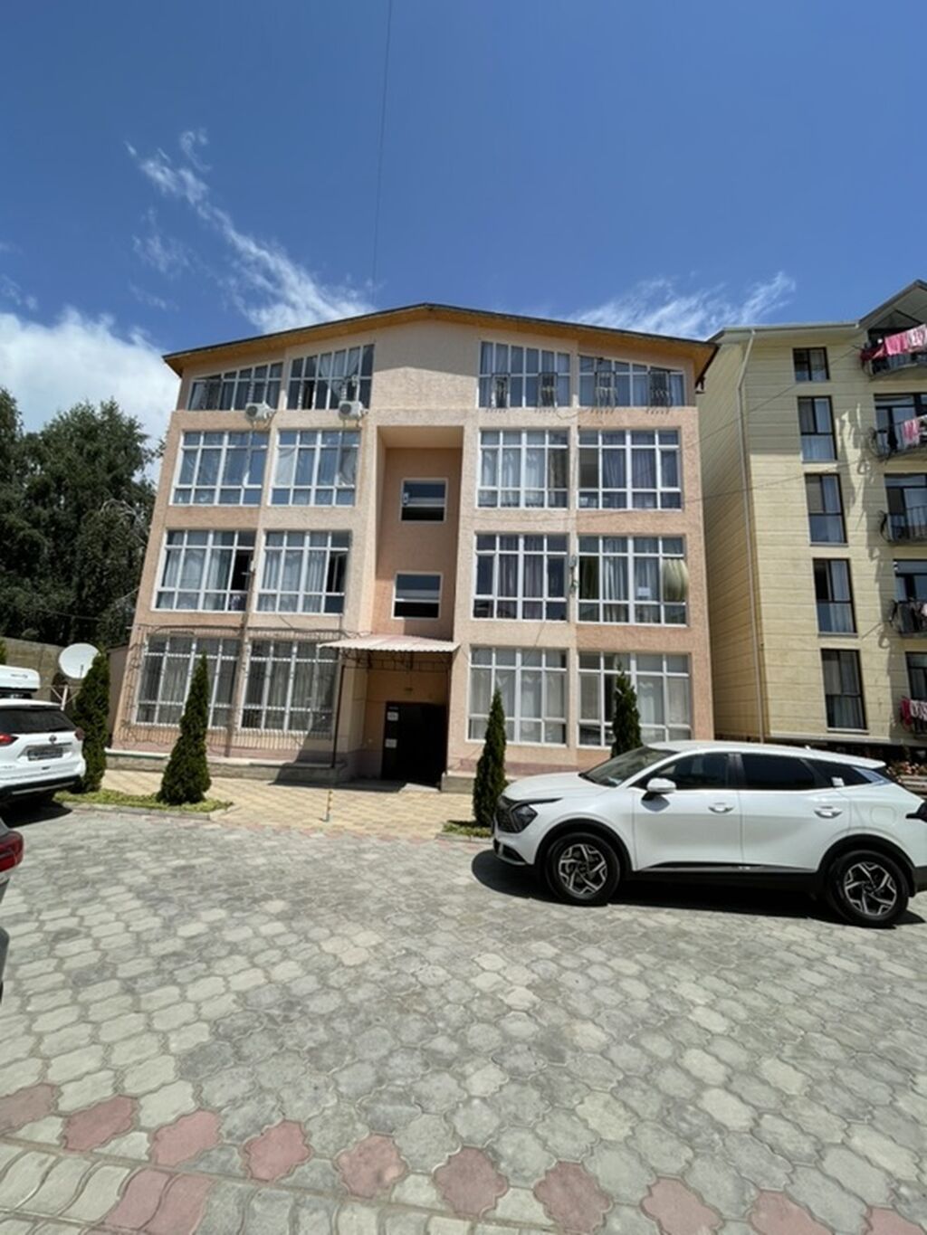 1 комната, 40 м², Индивидуалка - фото 1