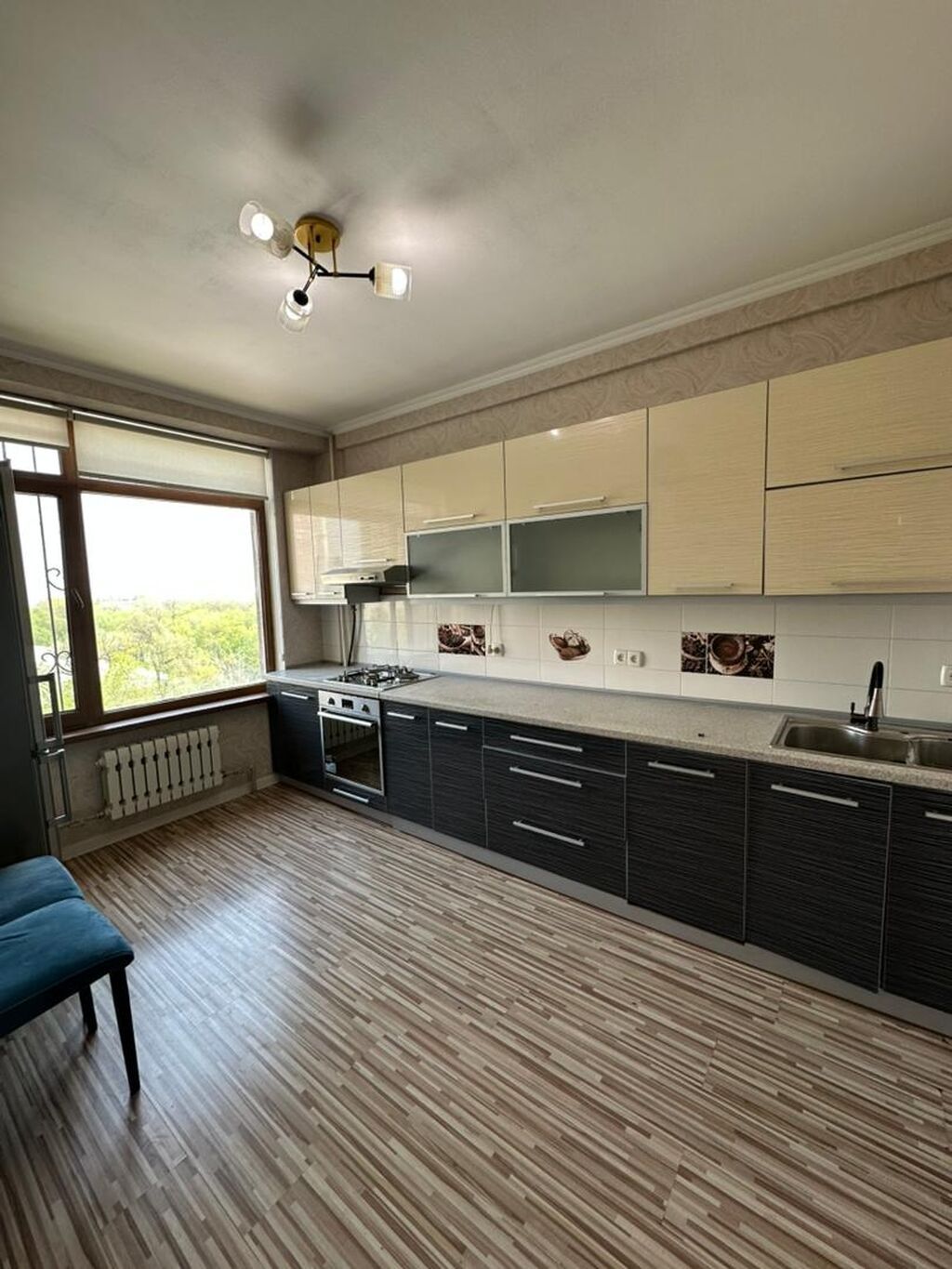 3 комнаты, 86 м², Индивидуалка, 6 этаж, Евроремонт - фото 1