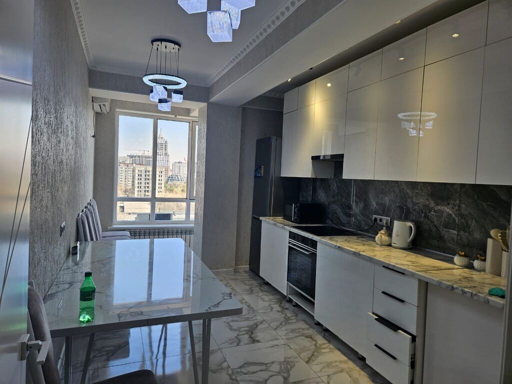 2 комнаты, 74 м², Элитка, Евроремонт - фото 1