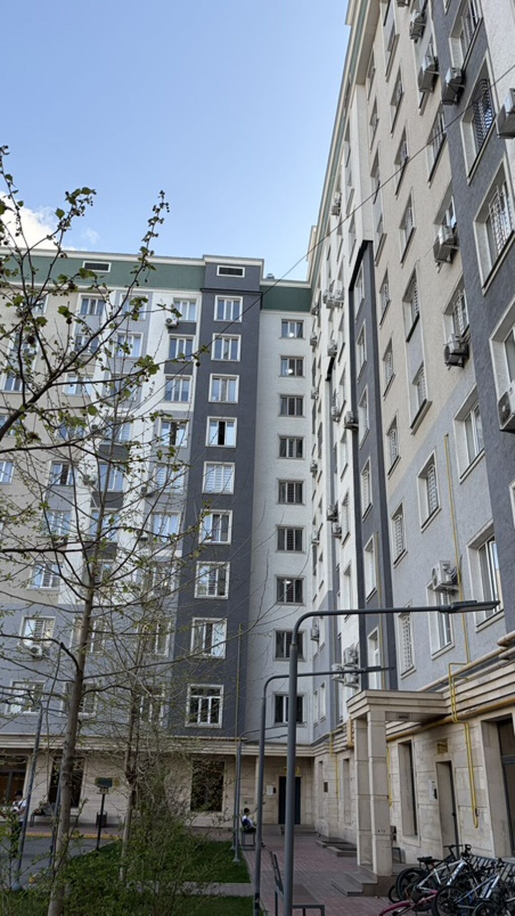 3 комнаты, 100 м², Элитка, 9 этаж, Старый ремонт - фото 1