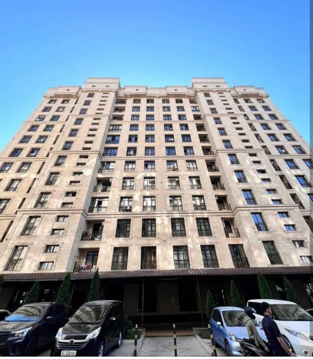 2 комнаты, 54 м², Элитка, 8 этаж, Евроремонт - фото 1