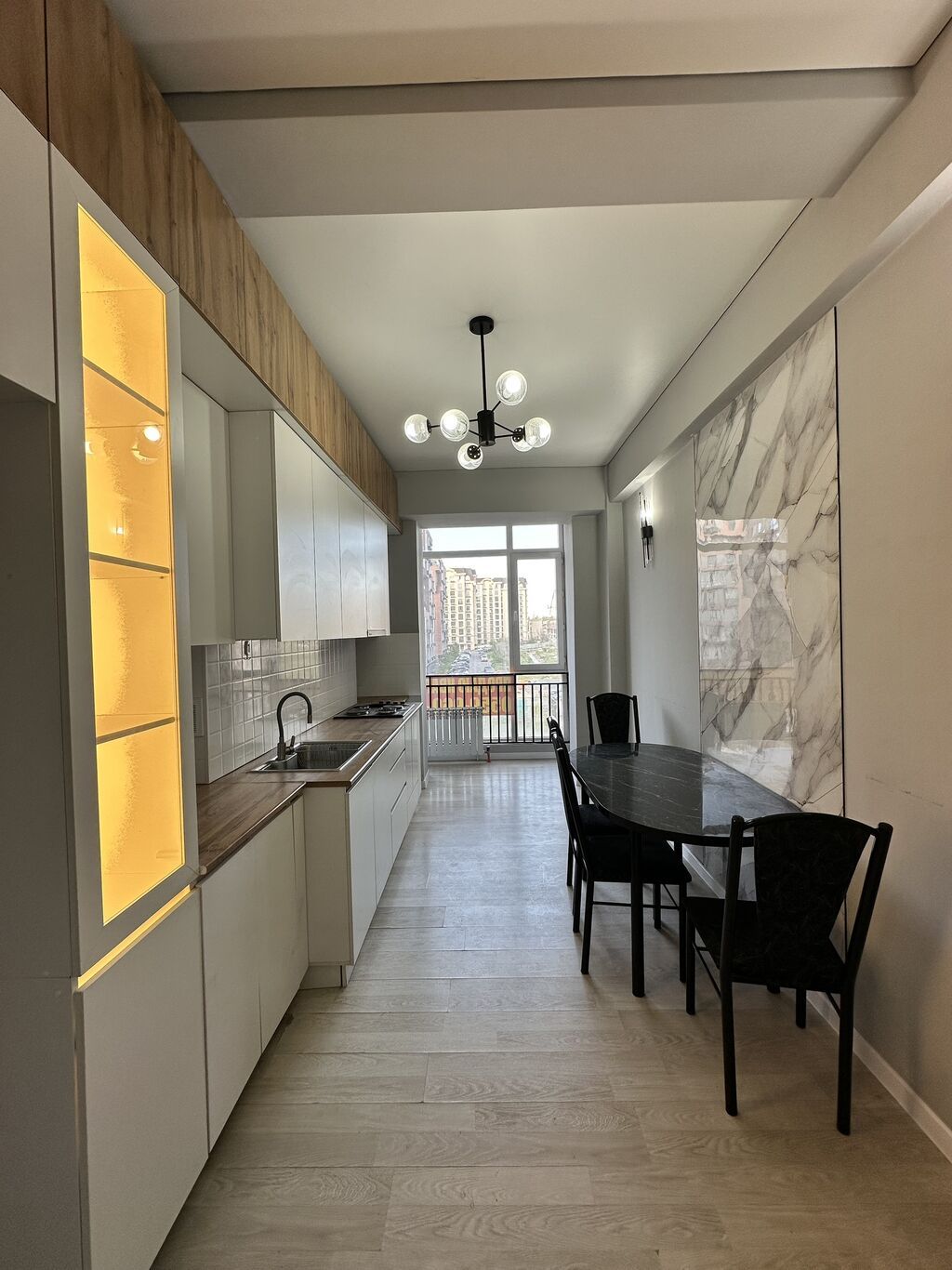 2 комнаты, 66 м², Элитка, 3 этаж, Евроремонт - фото 1