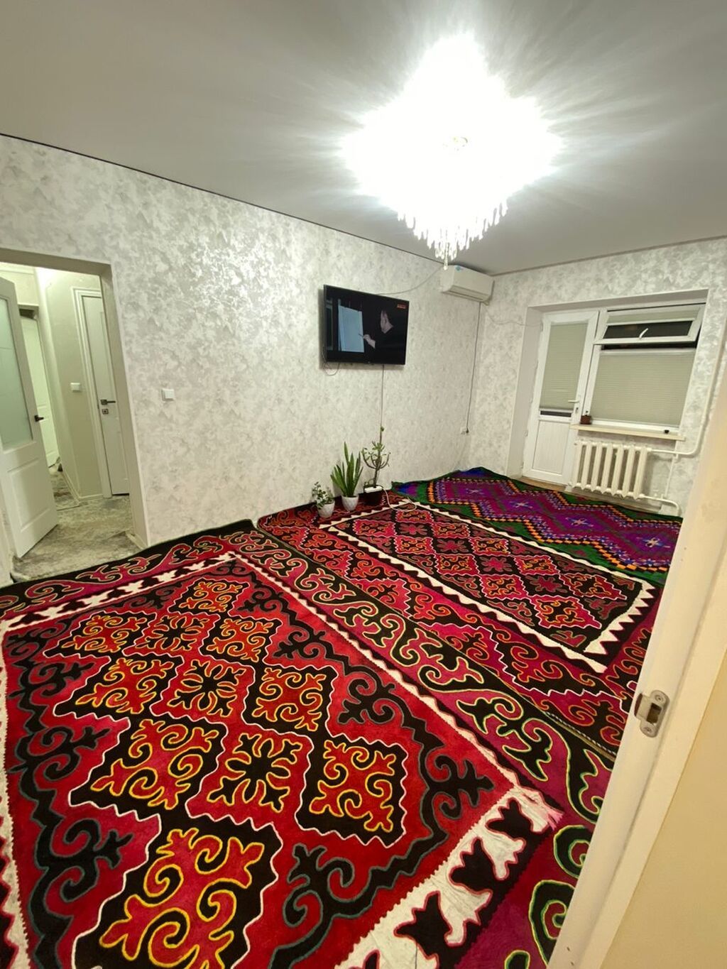 3 комнаты, 12 м², Индивидуалка, 4 этаж, Косметический ремонт - фото 1