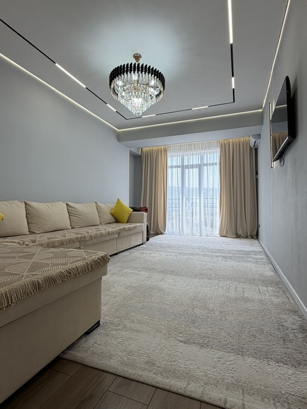 2 комнаты, 70 м², Элитка, 3 этаж, Дизайнерский ремонт - фото 1