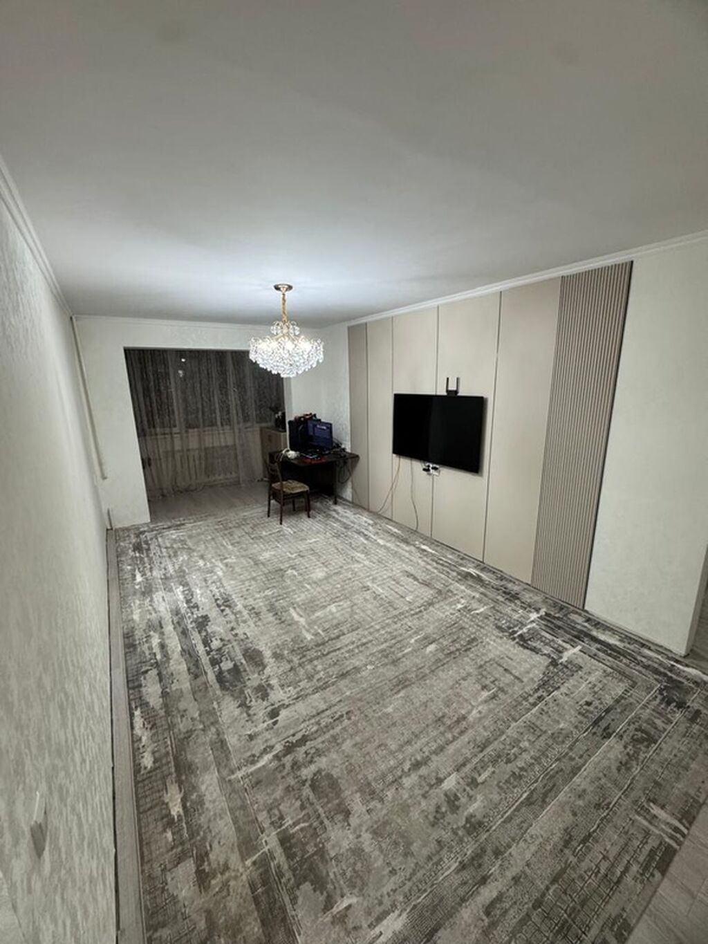 3 комнаты, 60 м², 104 серия, 4 этаж, Косметический ремонт - фото 1