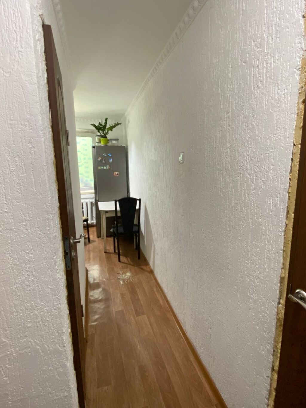 3 комнаты, 58 м², 104 серия, 2 этаж, Косметический ремонт - фото 1