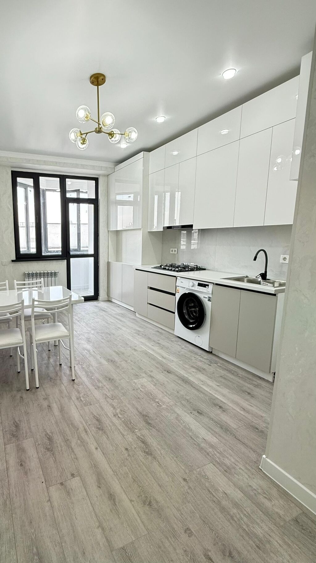 1 комната, 42 м², Элитка, 8 этаж, Евроремонт - фото 1