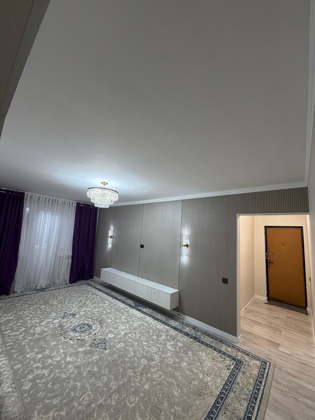 3 комнаты, 60 м², 104 серия, 3 этаж, Евроремонт - фото 1