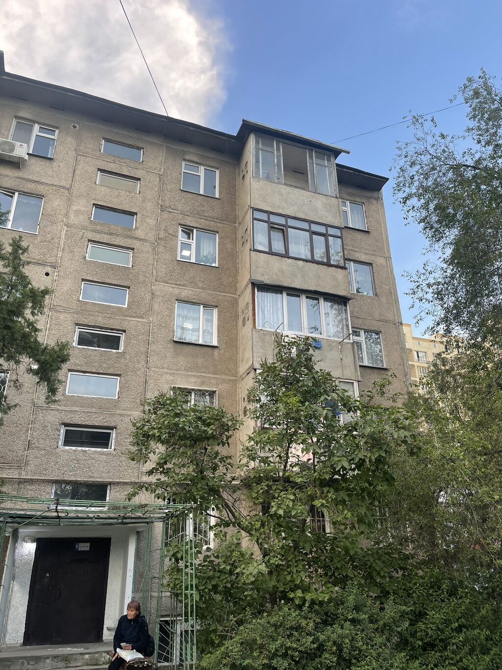 2 комнаты, 46 м², 104 серия, 5 этаж, Косметический ремонт - фото 1