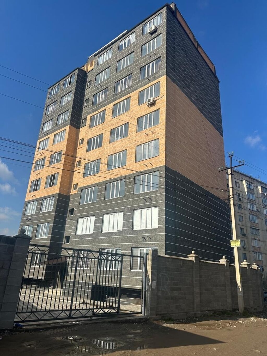 2 комнаты, 54 м², Индивидуалка, 2 этаж, Косметический ремонт - фото 1