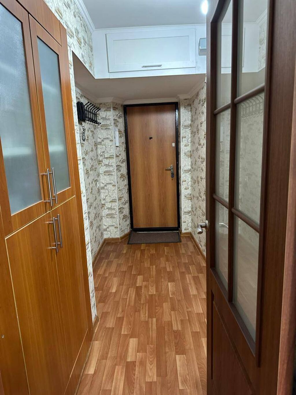 1 комната, 30 м², Индивидуалка, 2 этаж, Косметический ремонт - фото 1