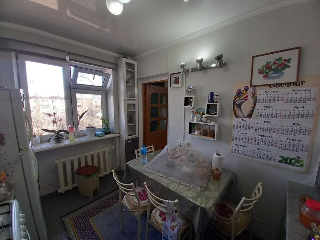 4 комнаты, 80 м², Индивидуалка, 5 этаж, Евроремонт - фото 1
