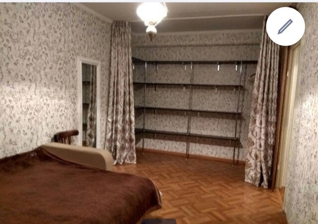 1 комната, 28 м², Индивидуалка, 1 этаж, Косметический ремонт - фото 1