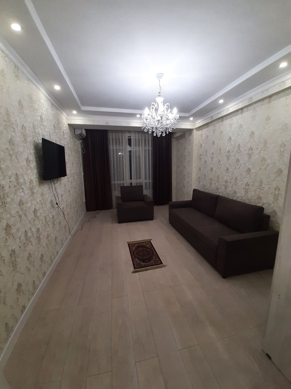 1 комната, 50 м², Элитка, 3 этаж, Евроремонт - фото 1