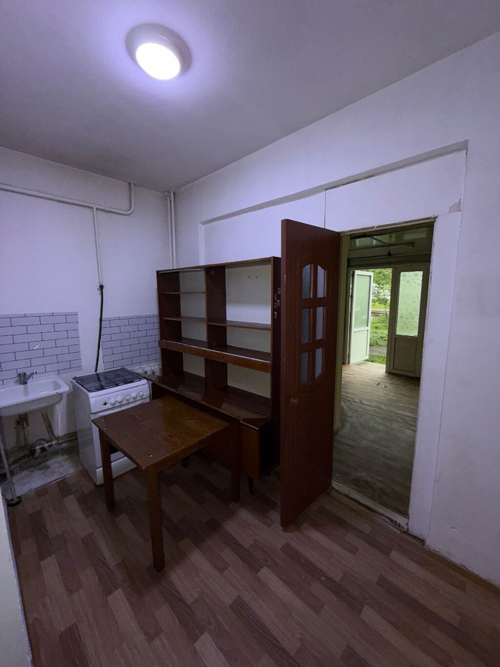 1 комната, 34 м², Старый ремонт - фото 1