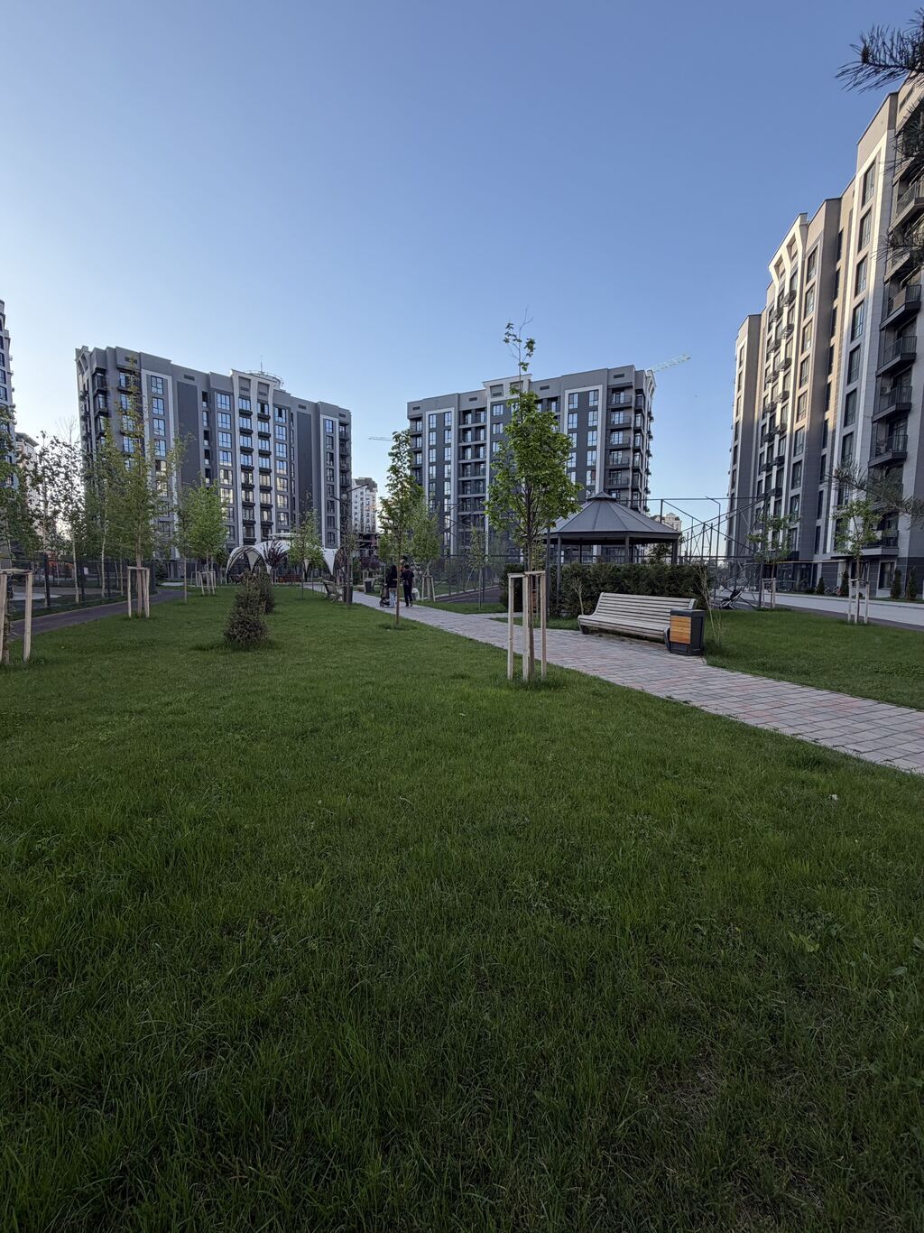 2 комнаты, 81 м², Элитка, 1 этаж, Дизайнерский ремонт - фото 1