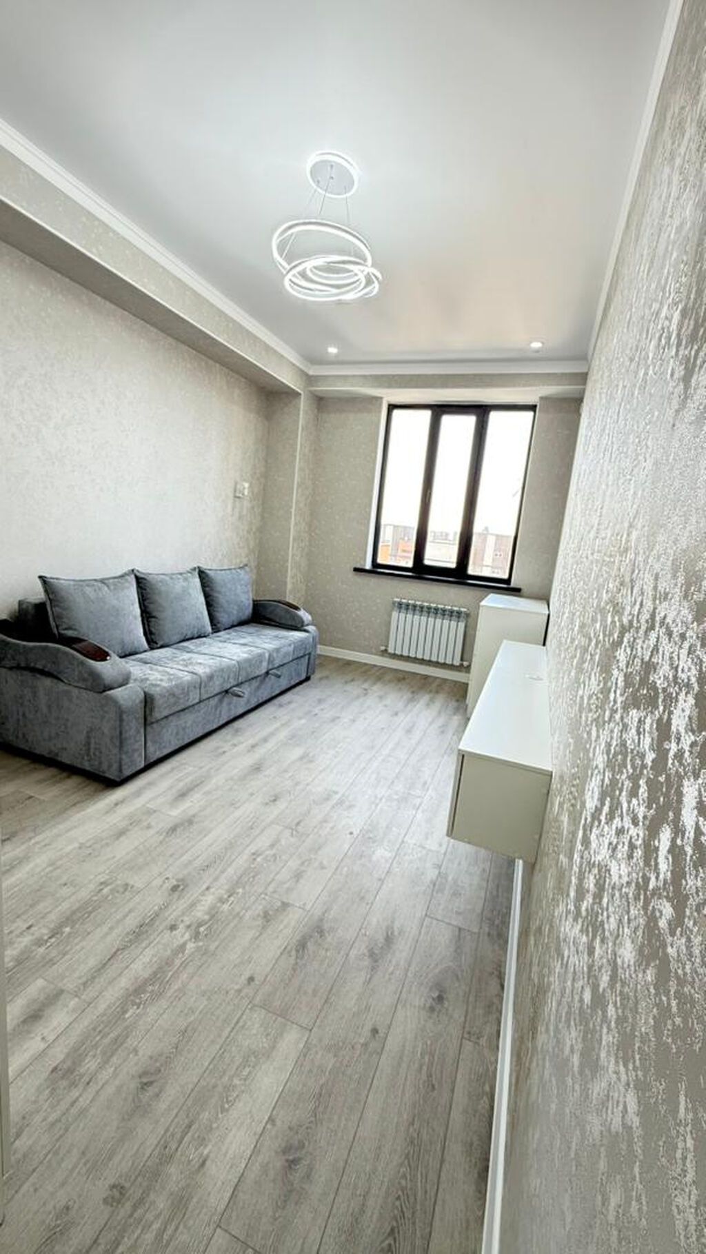 1 комната, 42 м², Элитка, 8 этаж, Евроремонт - фото 1