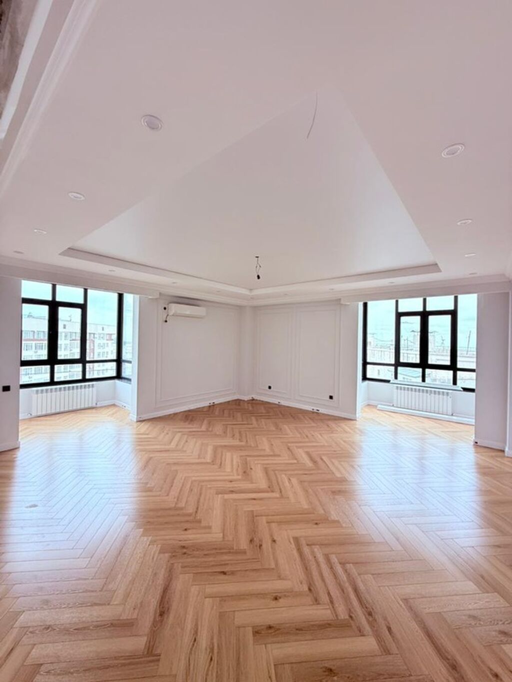 3 комнаты, 125 м², Элитка, 9 этаж, Дизайнерский ремонт - фото 1