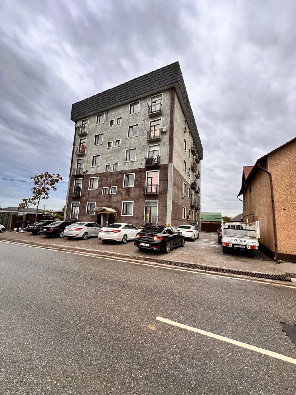 2 комнаты, 43 м², Индивидуалка, 5 этаж, Евроремонт - фото 1