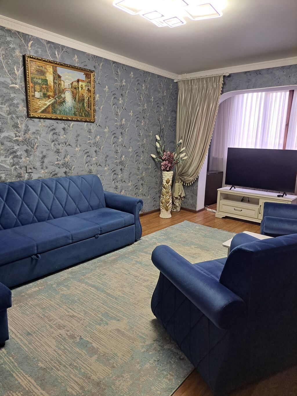 3 комнаты, 70 м², 106 серия, 7 этаж, Евроремонт - фото 1